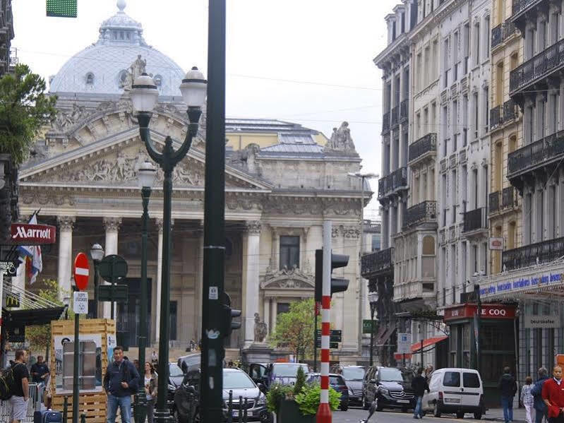 Dansaert Hotel Bruxelles Esterno foto